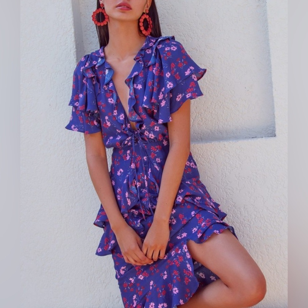 Talulah Floral The Yearning Frilled Ruffle Short Sleeve V-Neck Midi Dress Purple